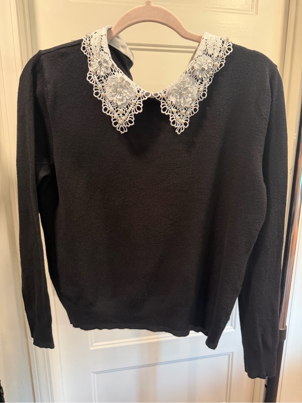 Sioni Milano Knit Pullover with Statement Peter Pan Collar